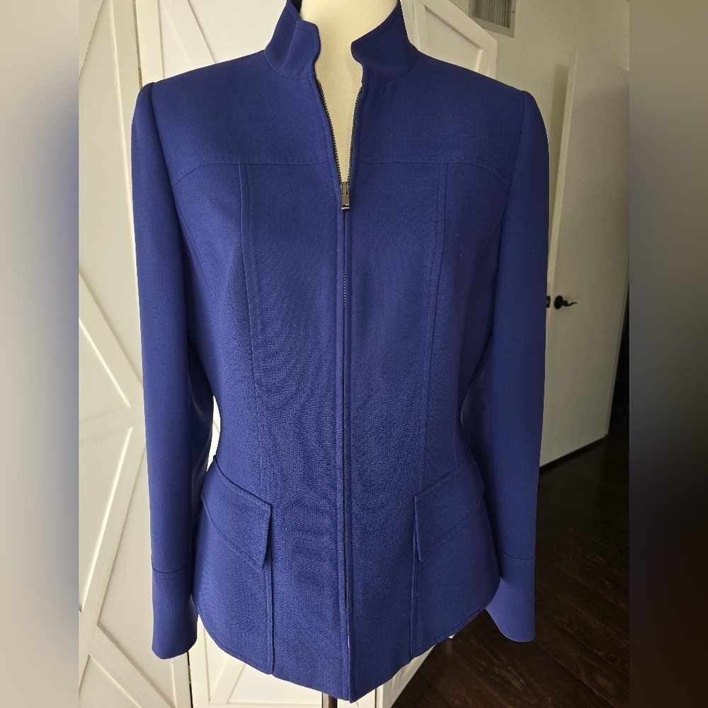 Tahari Longsleeve Blue Blazer